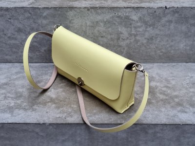 galerie/001 Taschen/004 Cora/resized/T0187 (2022-07-22) 3_small.jpg